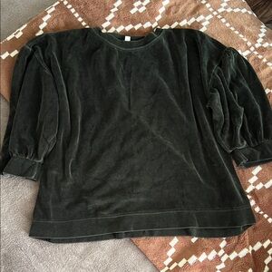 Classic Velvet Puff-Sleeve Top in Dark Green